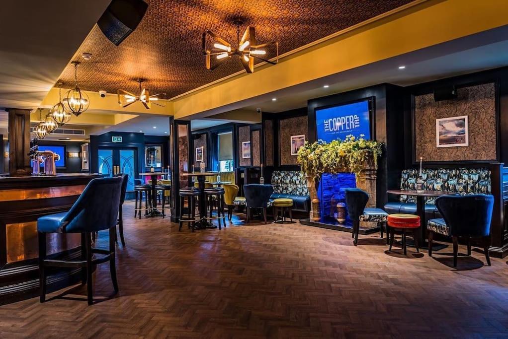 Rooms At The Copper Tap Omagh Exterior photo
